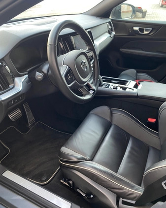Volvo V60 cena 183500 przebieg: 70000, rok produkcji 2020 z Dąbie małe 742